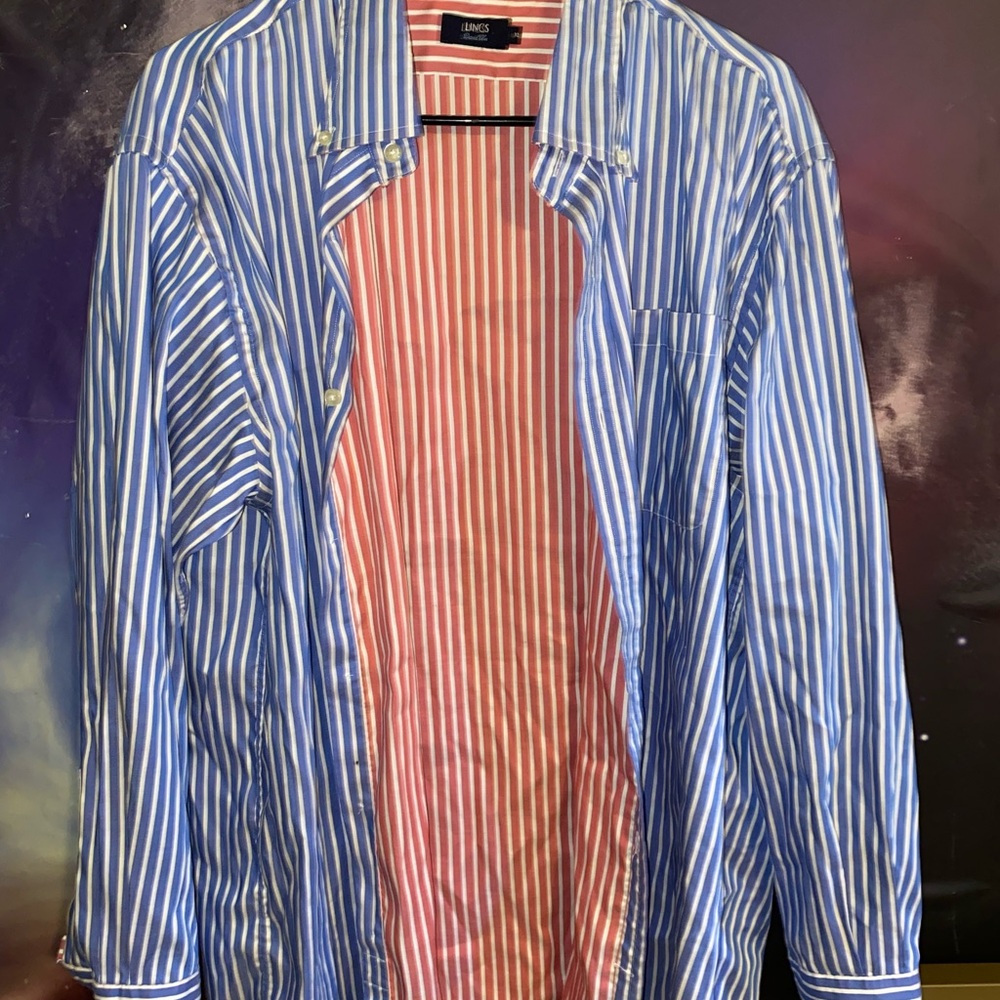 Button Down - Picture 4 of 4